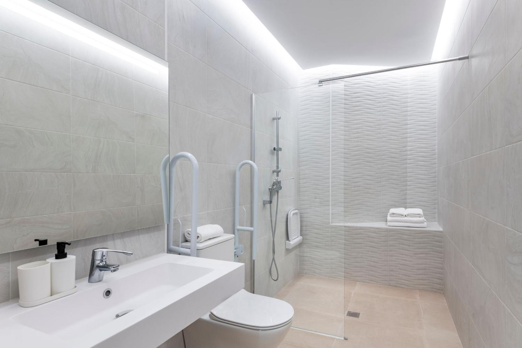 Magno Apartments Monte Carmelo Seville Exterior photo